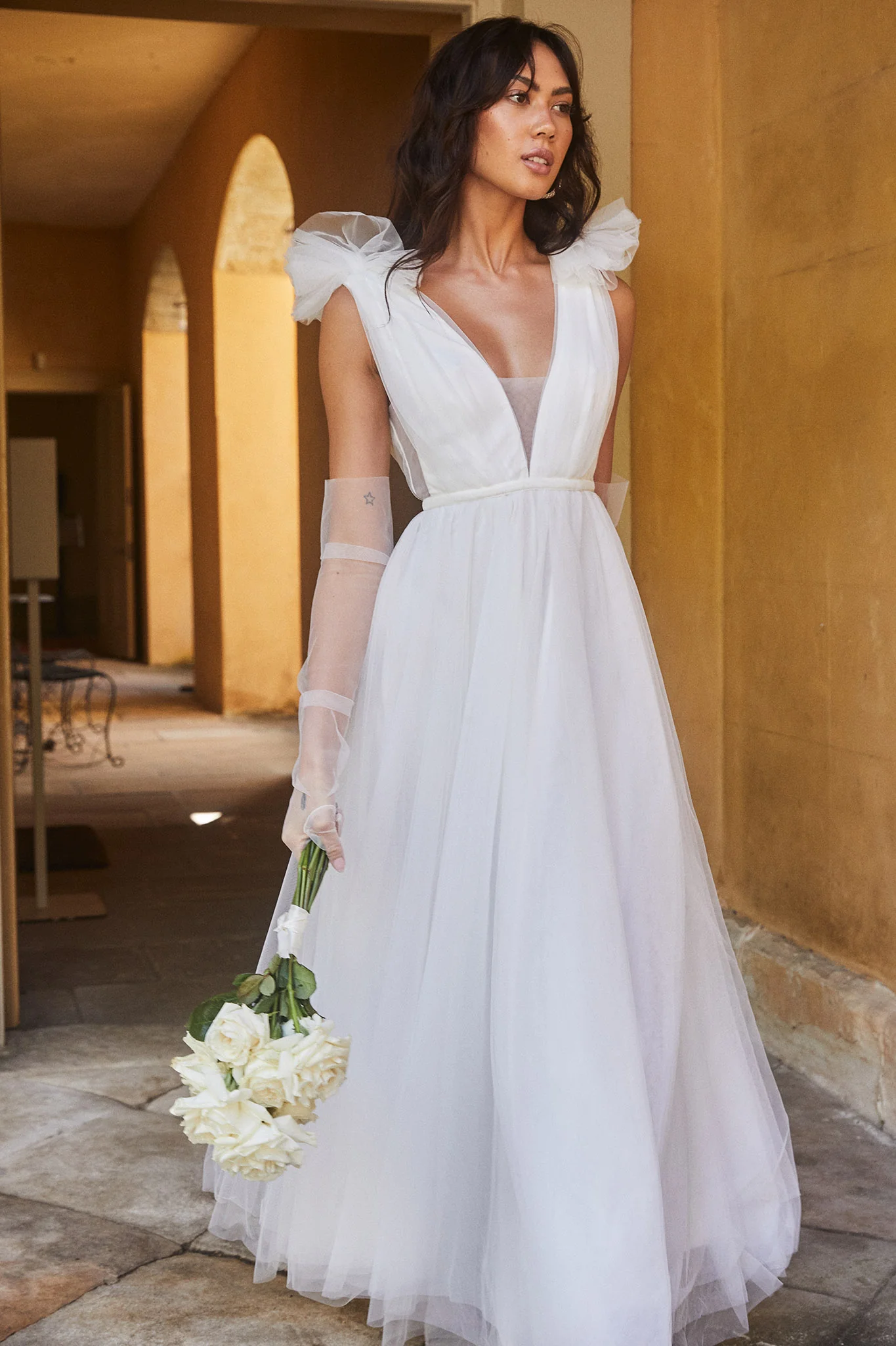 Regine Mesh Overlay Maxi Dress White - Sonourner