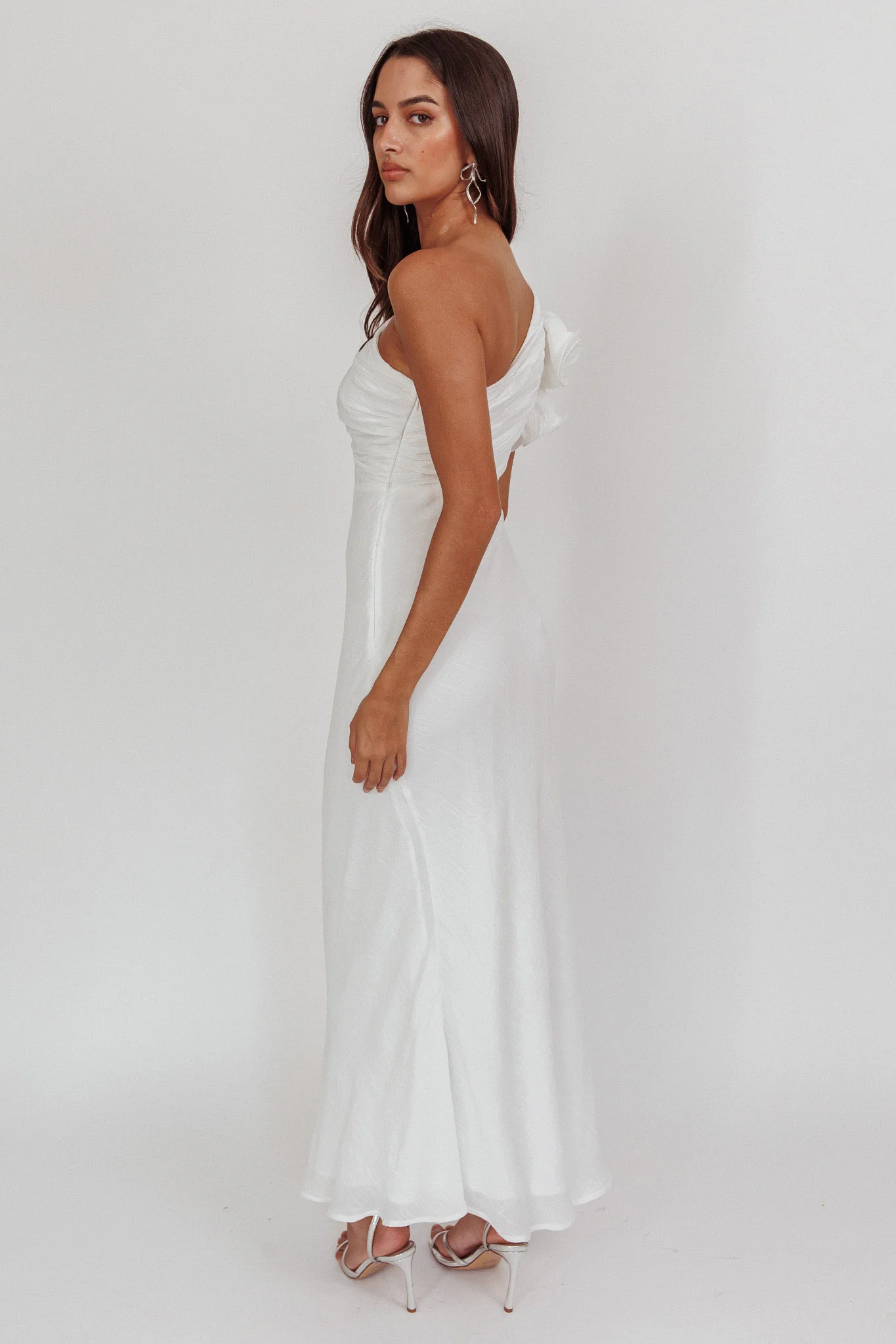 Deanna One-Shoulder Ruffle Maxi Dress White - Sonourner
