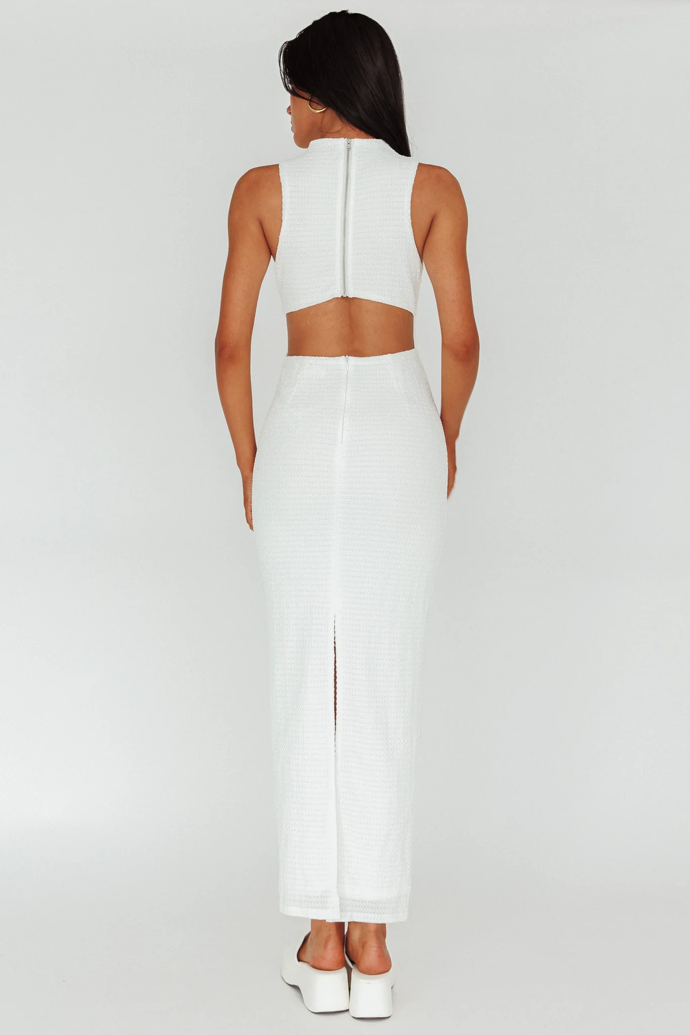 Yindi Sleeveless Cut-Out Waist Maxi Dress White - Sonourner