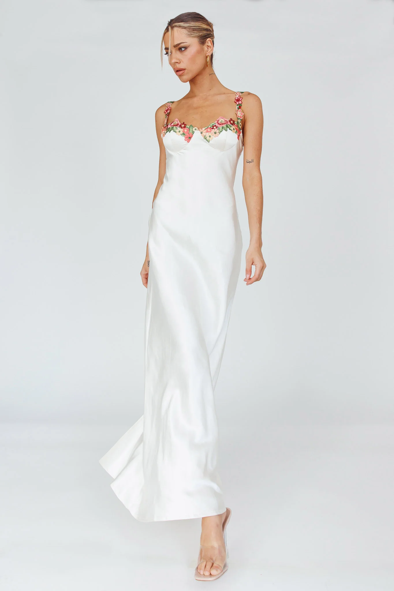 Rose Garden Floral Applique Midi Dress Oyster - Sonourner