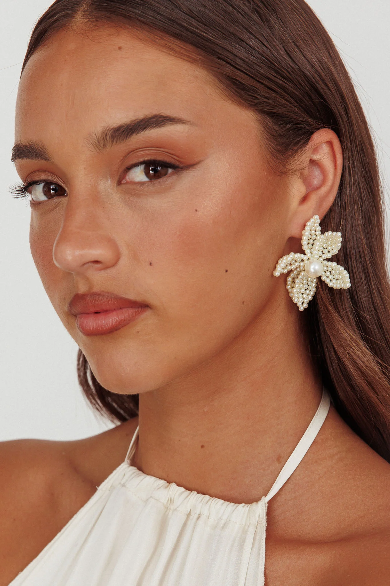 Kaley Flower Earrings Pearl - Sonourner