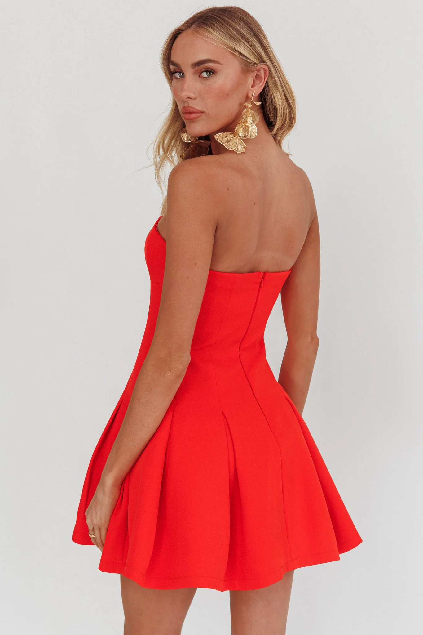 Melodic Strapless Pleat Mini Dress Red - Sonourner
