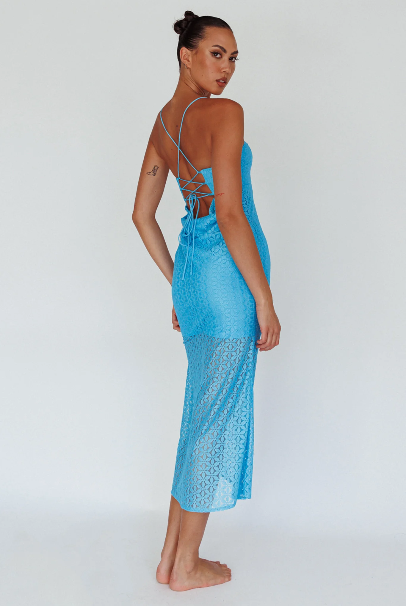 Lazy Daisy Flower Strap Midi Dress Blue - Sonourner