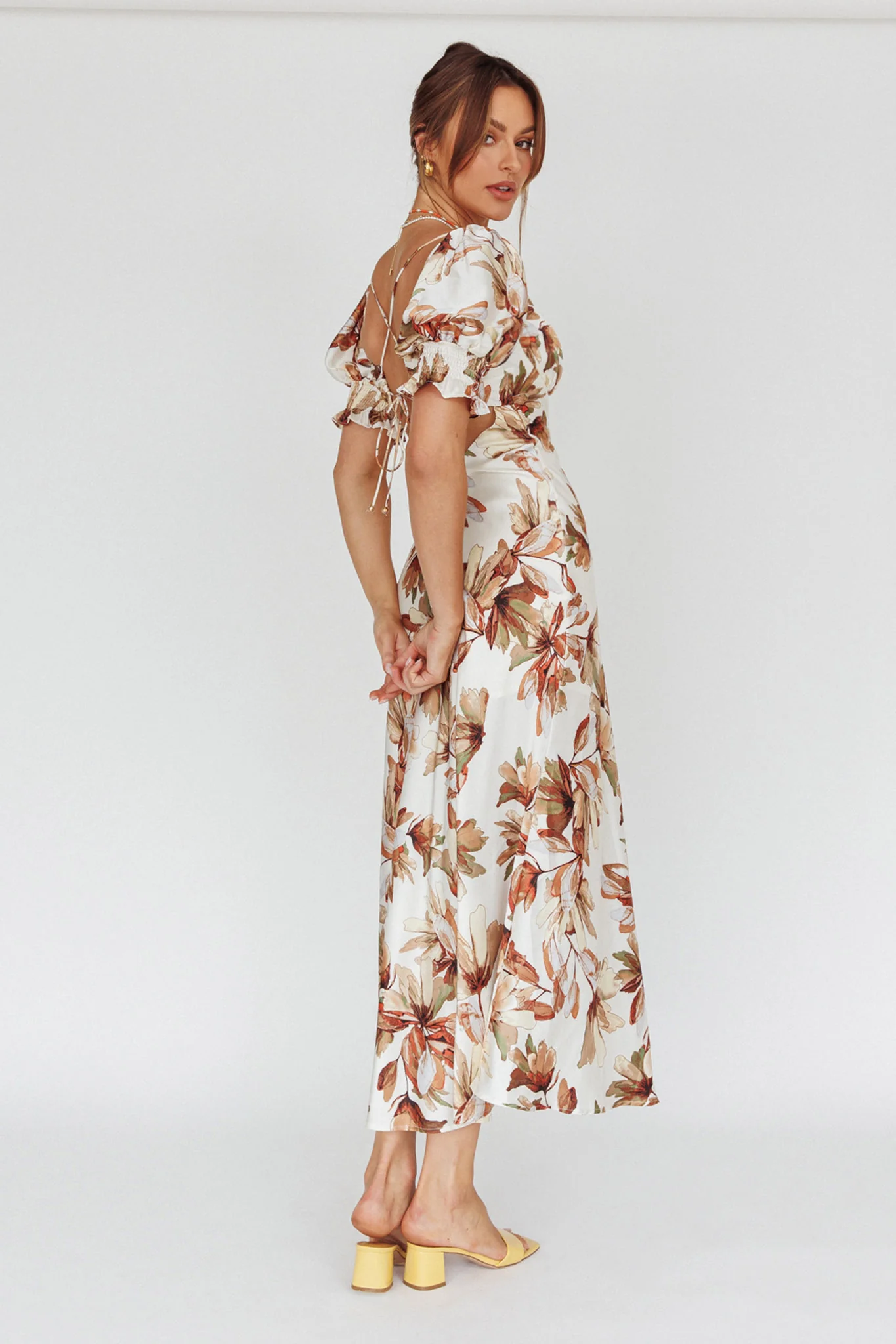 Brigita Tied Back Midi Dress Floral Brown - Sonourner