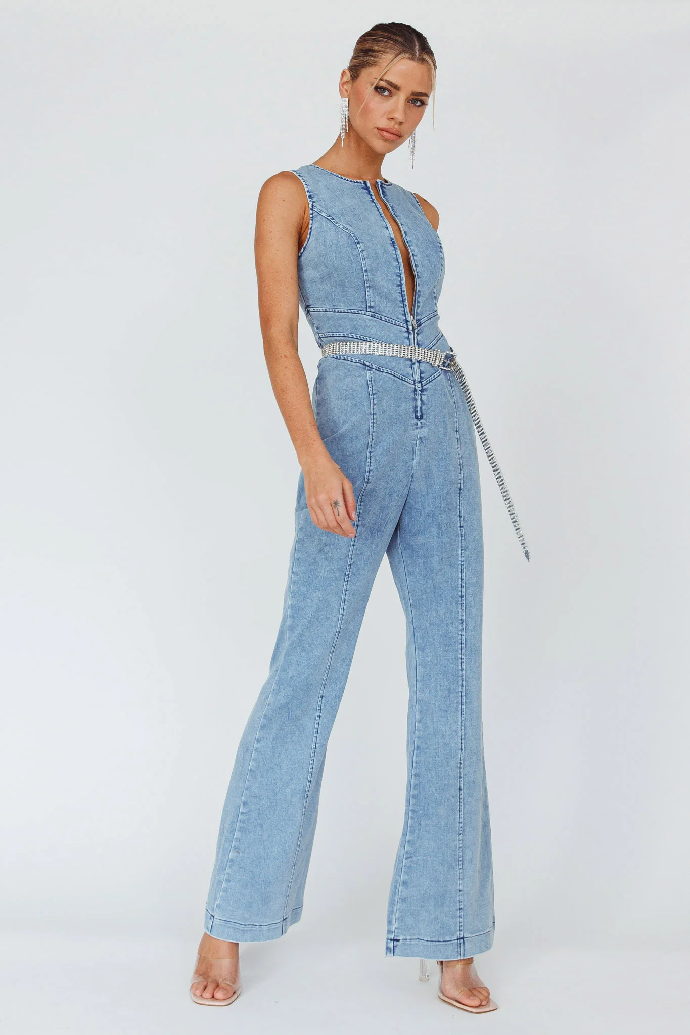 Teigan Heart Back Sleeveless Jumpsuit Light Denim - Sonourner