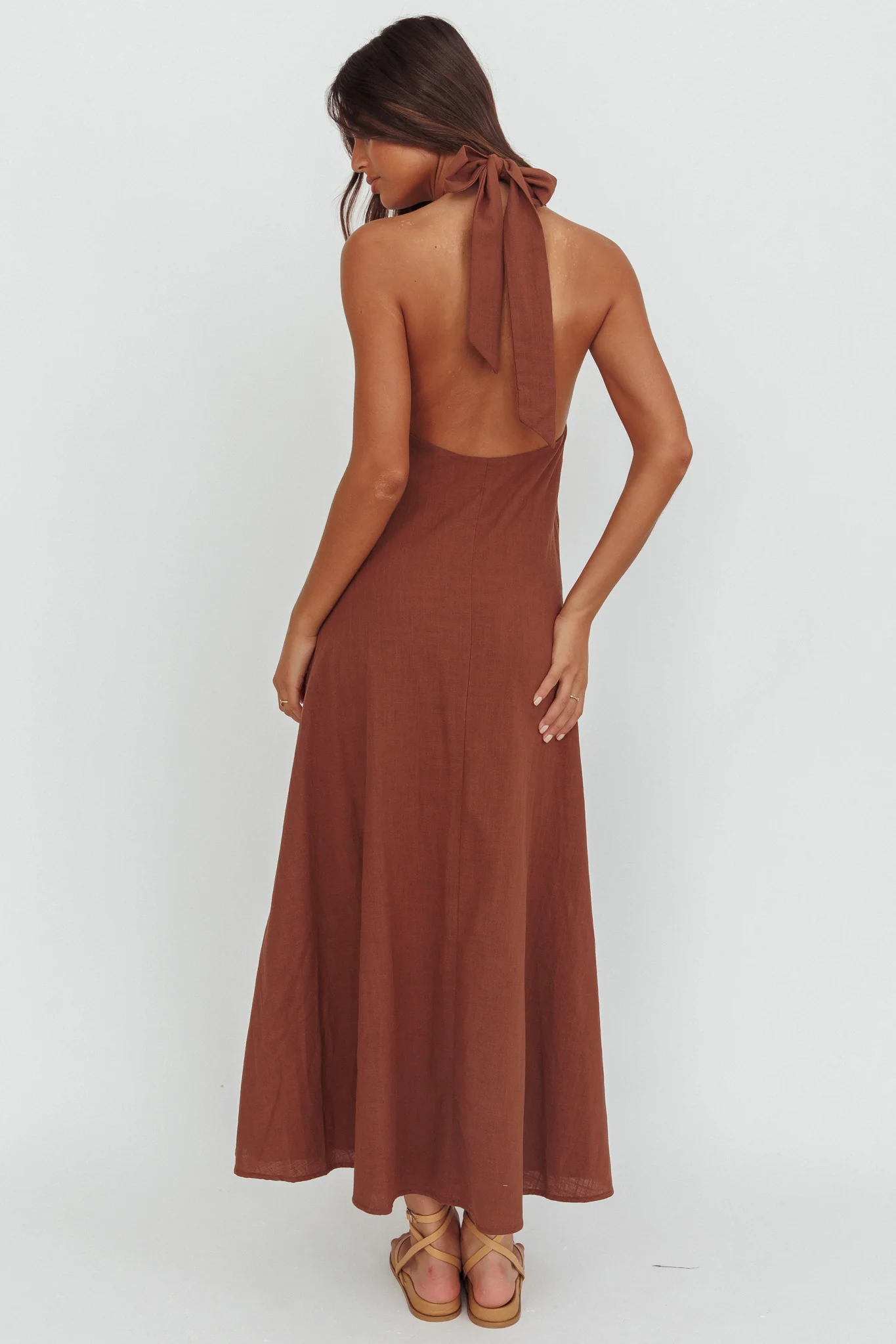 Cheer Twist Halterneck Maxi Dress Chocolate - Sonourner