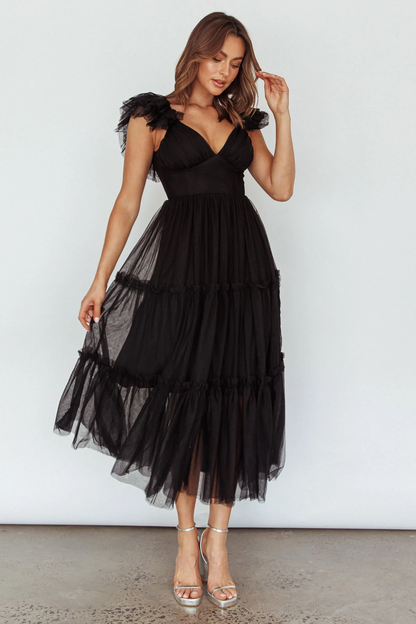 Amal Ruffle Shoulder Tulle Midi Dress Black - Sonourner