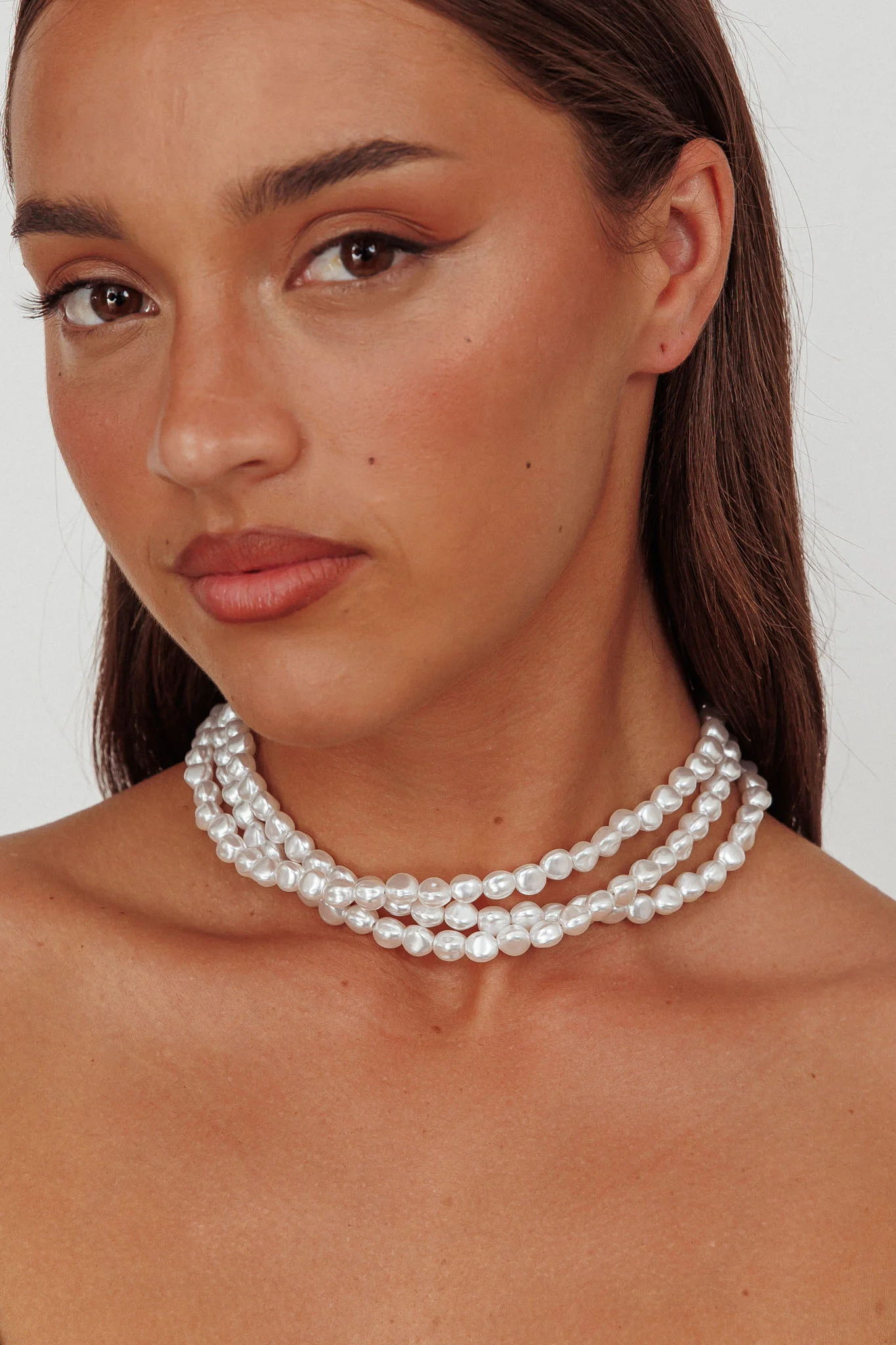 Roxanne Three Strand Baroque Necklace Pearl - Sonourner