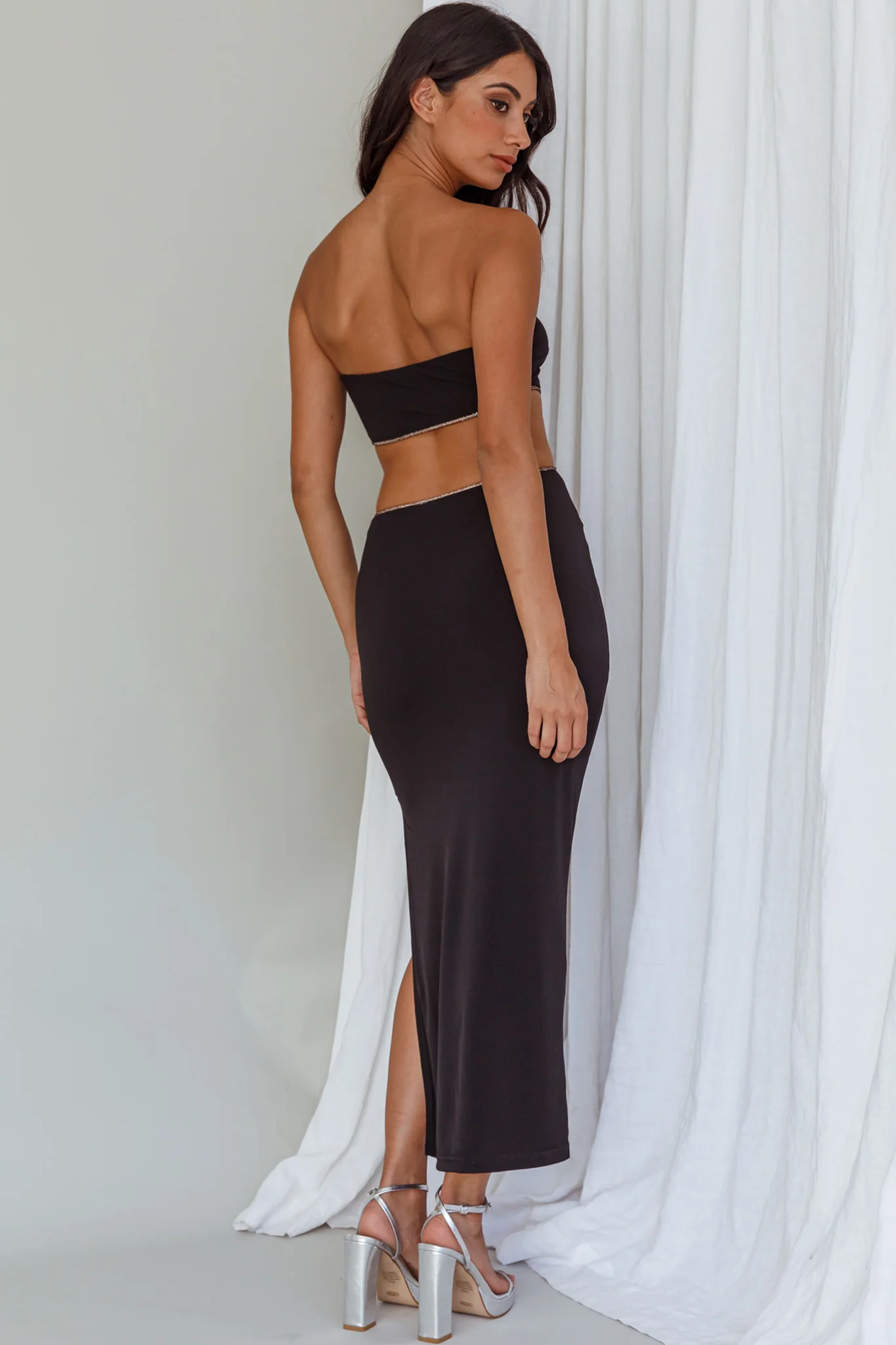 Bridget Cut-Out Midi Dress Black - Sonourner